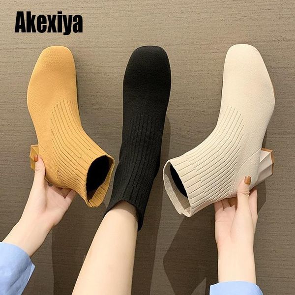 

2020 autumn luxury women sock boots beige block high heels elastic knitting ankle boots stretch fabric fashion u852, Black