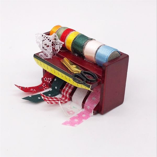 

1: 12 doll house mini craft sewing tool rack scene matching accessories cloth box handmade design crsm