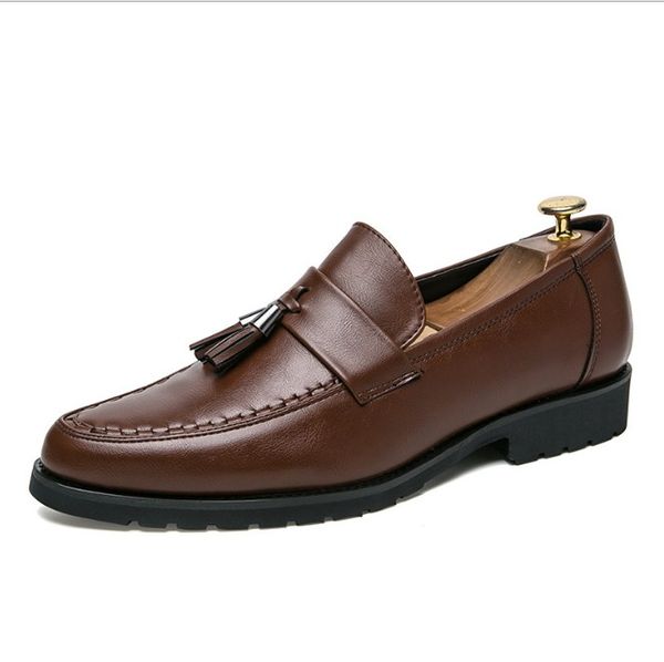 

men tassel loafers кожаные официальные официальные обувь на элегантное платье обувь простое скольжение на человек повседневная свадебная обу, Black