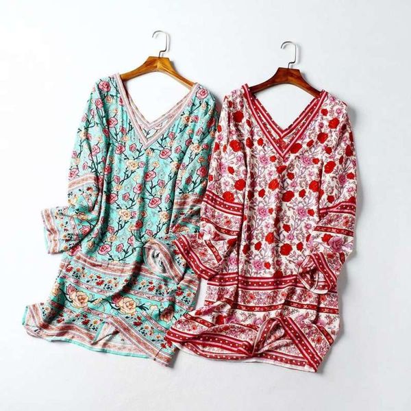 

v-neck women's holiday style autumn new long sleeve cotton positioning print dress, Black;gray