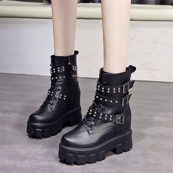 

2021 new winter mode boot leather lace up-resistant wormhole non-slip wear of women boots xx31, Black