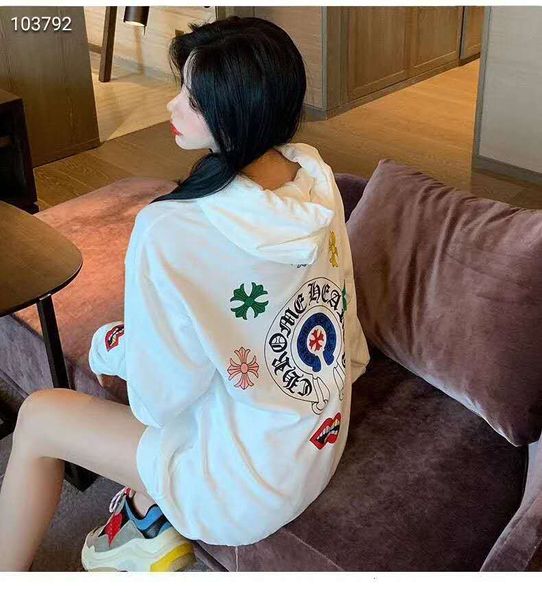 

brand crosin big mouth classic icon autumn and winter fashion women's printed hooded sweater, Black