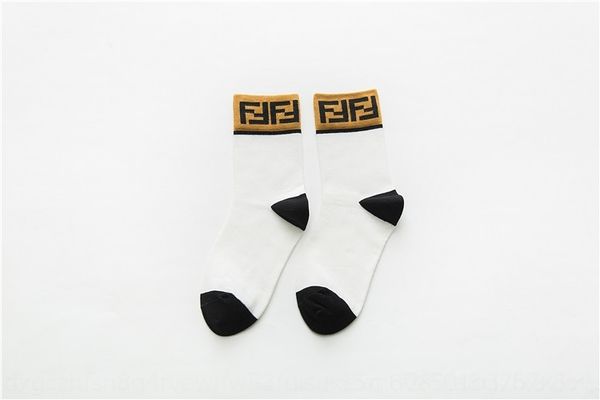 

chak women trump 2020 crew socks striped socks us knit sports stars stockings hip hop streetwear flag sock american ljja2340, White;pink