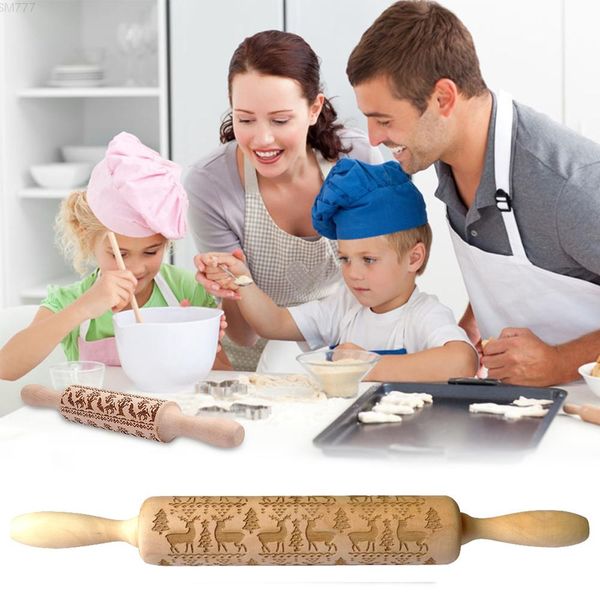 

christmas wooden embossing rolling pin 35*5cm cookies biscuit engraved baking roller reindeer snowflake kitchen accessories