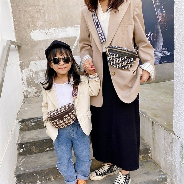 

outlet sale 80% off korean children's bag new fashion wide shoulder belt small chest foreign girl messenger 2b7y