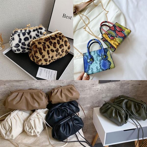 

2021 ale soft leather dumpling bag python pattern small round bags chain plush one-shoulder messenger women fashion bags, Black;red