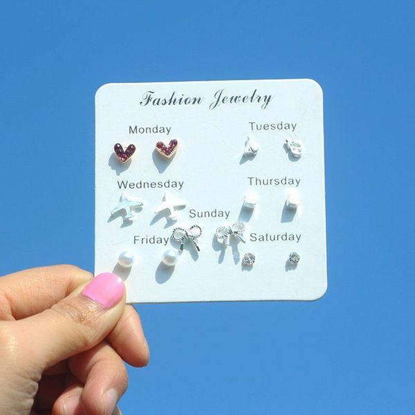 

stud 2021 arrivals fashion explosion models fitted personality simple wild sweet lady week earring jewelry, Golden;silver