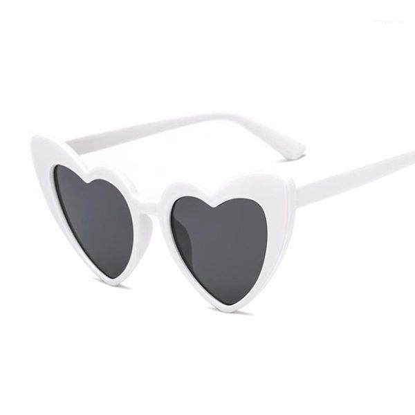 

heart brand designer sunglasses women luxury plastic sun glasses classic retro outdoor eyewear gafas1, White;black