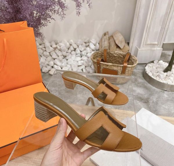

2021 oasis sandals oran women slippers slides designer classic flats slippers red yellow cartoon real leather ladies summer beach shoes, Black