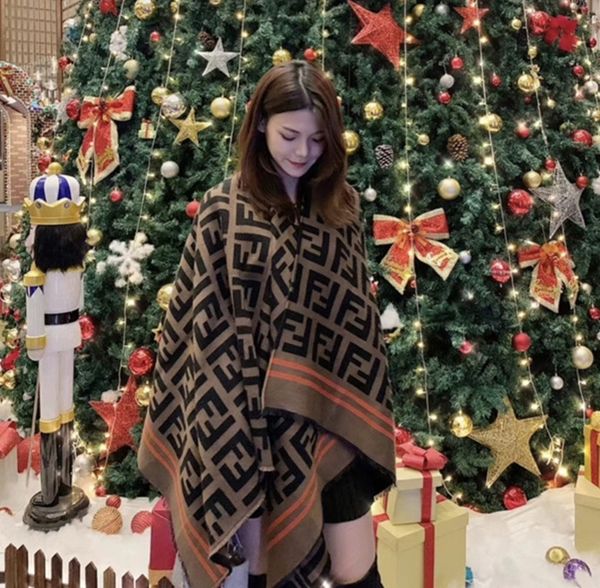 

european and american f letter jacquard star style camel scarf big shawl autumn and winter men and women thick cloak-style cloak jacket, Black