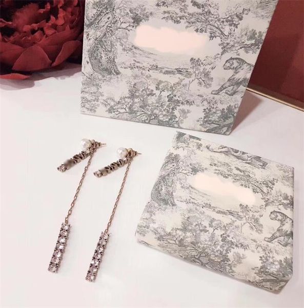 

earrings pearl rhinestone retro long, Golden;silver