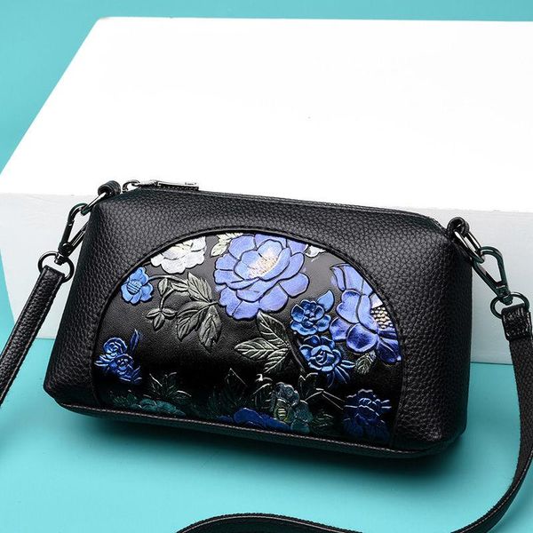 

handbag women 2020 new small bag shoulder messenger bag wild middle-aged mother