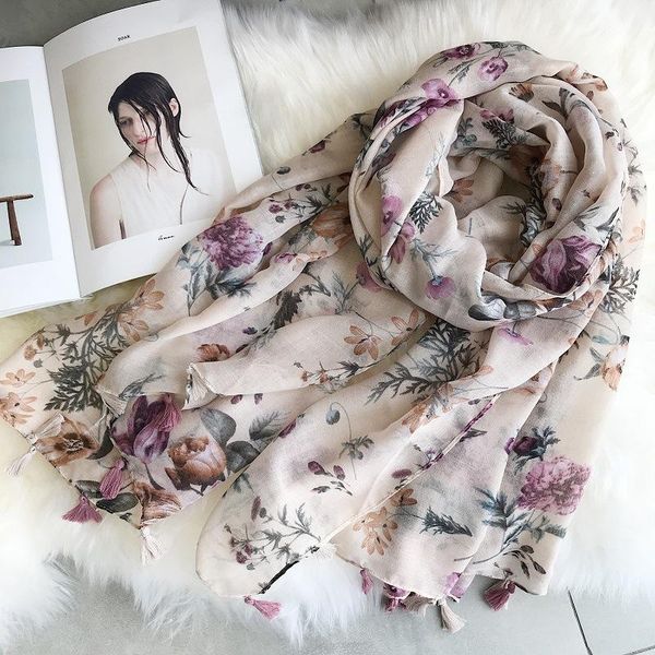 

2021 fashion new silk scarves shred printed scarves khaki red printed silk shoulders spring and summer, Blue;gray