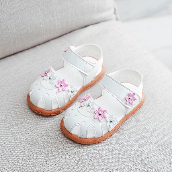 

ulknn child baby soft bottom flat beach shoes baby sandals 2020 summer new girls baotou sandals children fashion princess shoes lj200827, Black;red