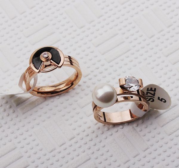

trendy rose gold titanium steel ring big women and men rhinestones ring mix different models titanium steel tail ring jewelry, Silver