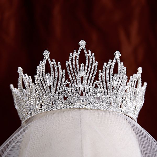 

japan and south korea new brides' wedding crown