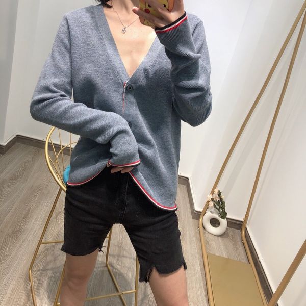 

1101 2020 autumn brand same style regular long sleeve v neck gray cardigan kint sweater women clothes fang, White;black