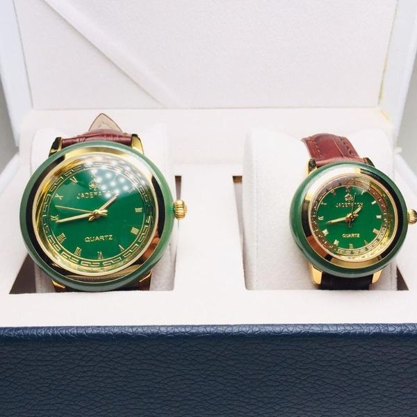 

new 2020 lovers jade wristwatch men's quartz watch couple fashion carnival creative business woman watch1, Slivery;brown