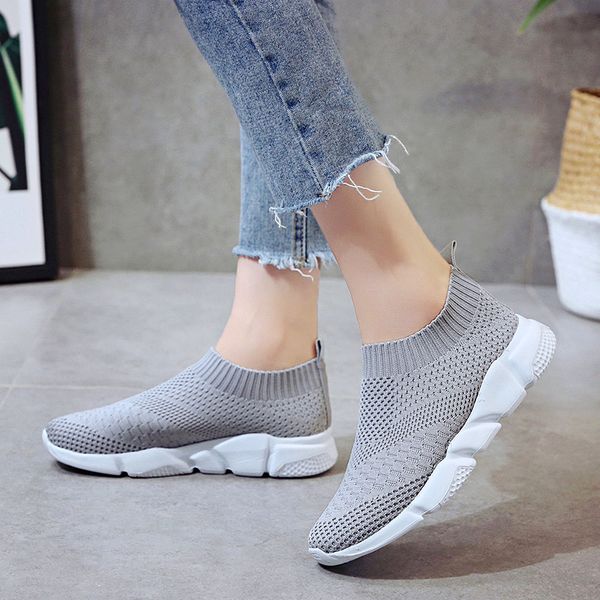 

2021 the new vulcanized sock woman slide into women's flat size moccasins ladies shoes 87ax, Black