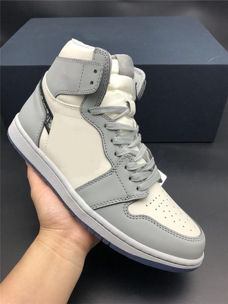 

og jumpman 1 1s youth boys men women high retro basketball shoes travis scotts fearless obsidian unc athletics sneakers mens sports shoes