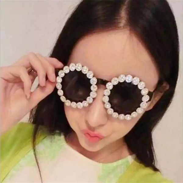 

sunglasses women summer elegant flower rhinestone sun glasses ladies vintage sunglass shades brand designer 26 design eyewear, White;black