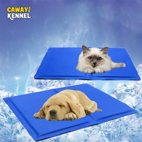 CAWAYI KENNEL Tappetino rinfrescante per cani Pet Ice Pad Teddy Materasso Pet Cool Mat Bed Cat Summer Keep Cool Pet Gel Raffreddamento Tappetino per cani per cani 201130