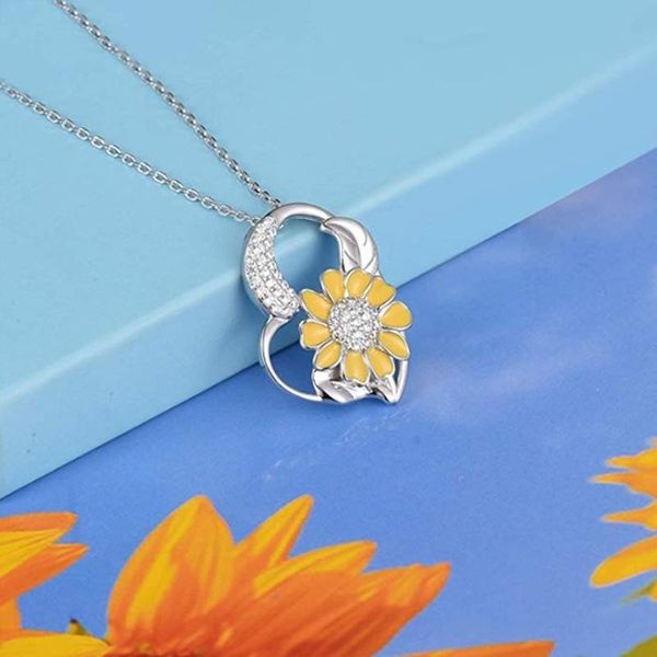 

popular fashion all-match heart-shaped sunflower leaf necklace micro-inlaid zircon pendant women romantic charm jewelry gift, Silver