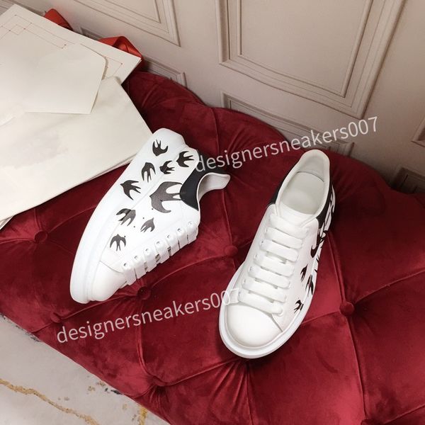 

new woman lace up platform oversized sole sneakers white black casual hc191002