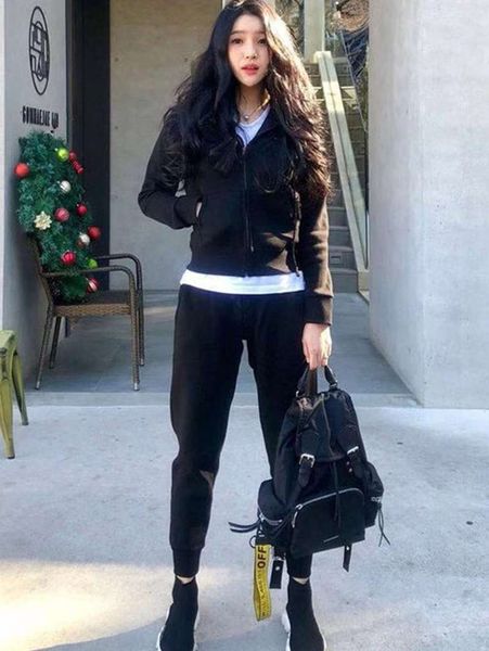 

fall / winter 2020 foreign style plush sweater leisure sports suit women's morning running sportswear, Gray