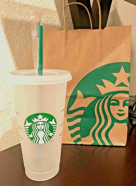 

new starbucks reusable ice / cold to go cup with straw 24oz size