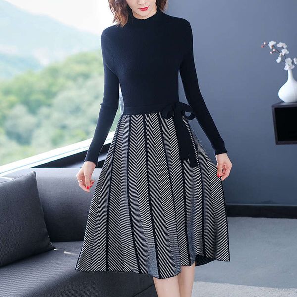 

fall / winter 2019 new style waistline shows thin, versatile knitted sweater bottoming temperament high grade commuter dress female, Black;gray