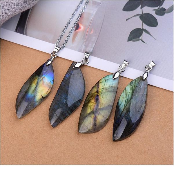 

1pc fashion simple natural labradorite leaf shape pendant raw crystals healing stone stainless steel pendant n qyltva, Black