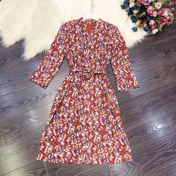 

2020 full/winter new luxury design retro pastoral temperament v-neck dress imported twill cotton super classic ladies skirt ing, Black;gray