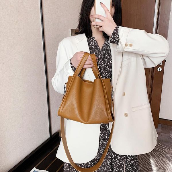

cross body portable large capacity shoulder satchel casual women solid pu leather messenger bag fashion street travel handbags composite