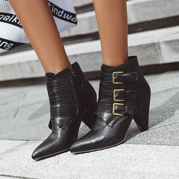

2021 new fashionable high heels toe black gold size 43 5b0c