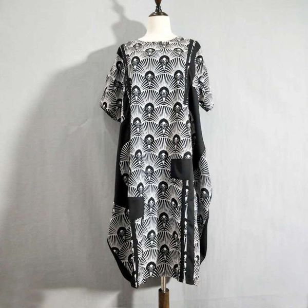 

loose and oversized dress can wear 170 kg, Black;gray