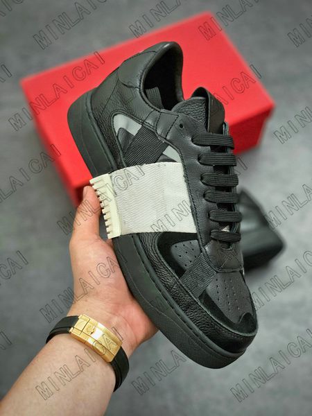

mens rivet calfskin vl7n leather sneakers womens runner trainers designer platform oversized casual shoes, Black