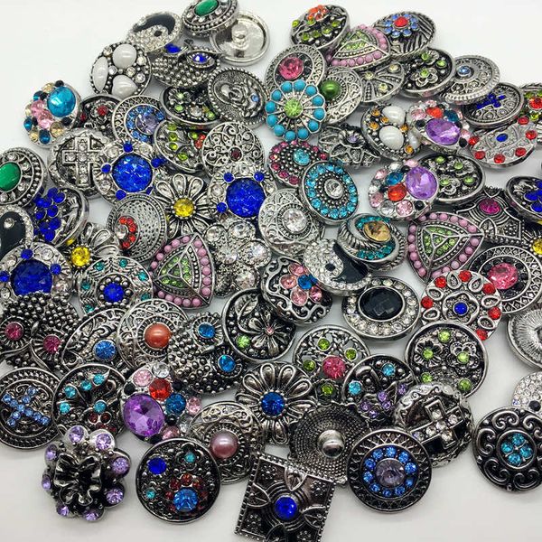 

cham wholesale 50pcs lot mix style 18mm button interchangeable diy ginger jewelry fit snap charm bracelets pendant ring, Golden;silver