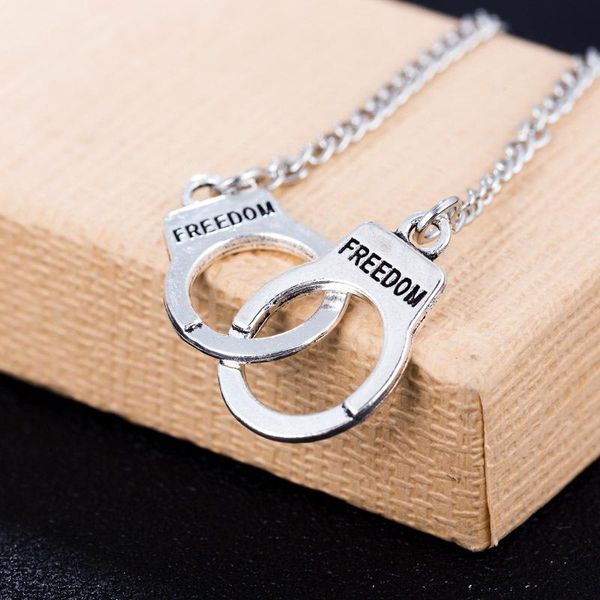 

yada luxurl бренд наручники наручники для женщин bracelbrbangles для женщин серебряные цветные браслеты очаровательные очарование кристалл б, Golden;silver