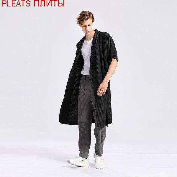

miyake pleated windbreaker men's spring and autumn new mid-length solid color casual vintage design cardigan jacket trend, Tan;black