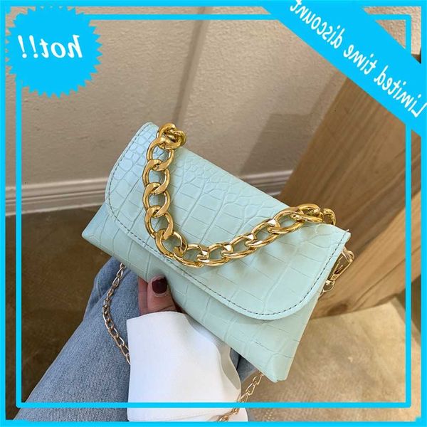 

2020 popular new summer small fresh chain messenger bag