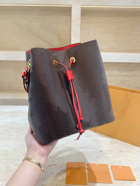 

2excellent quality orignal real leather fashion women shoulder bag tote designer handbags presbyopic shopping bag purse luxury messenger bag