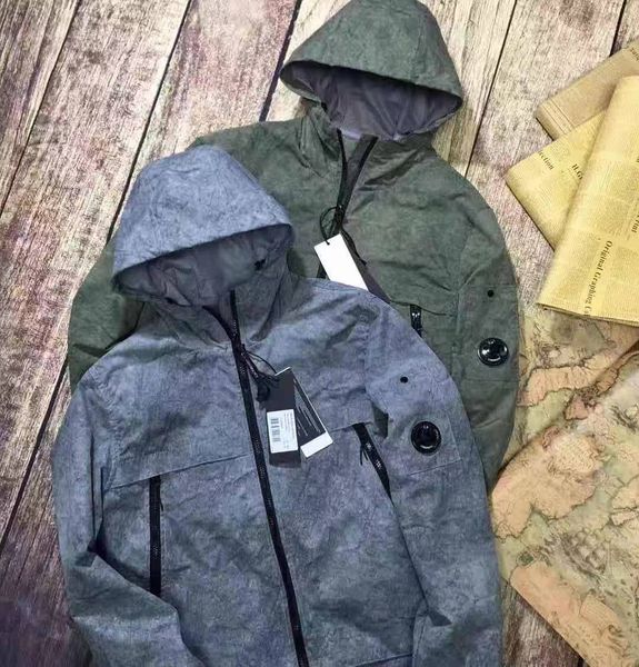 

cp simple dim dyed hooded zippered windbreaker jacket for spring 2021, asian size