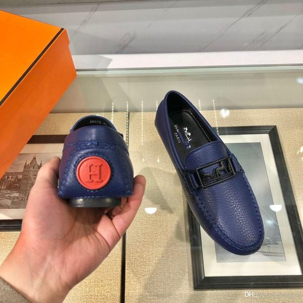 

mm luxury brand men tassel loafers black casual shoes business office wedding man designer dress shoes slip on comfortable mens formal shoe