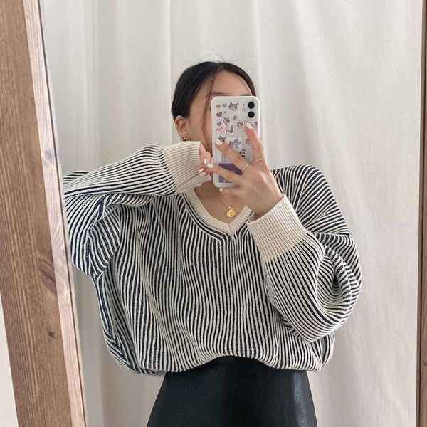 

hkcp fashion sweater women casual office lady striped loose long sleeve v- neck knitted pullovers winter 2021 new, White;black