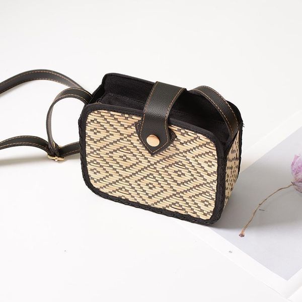 

bohemia lady messenger bag handmade bamboo square leather buckle bag beach travel rattan handbag summer straw