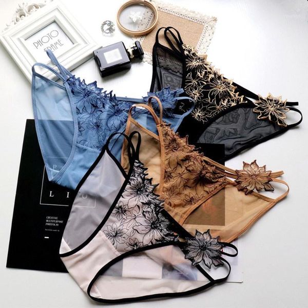 

hollow lace panties women fashion embroidery flowers breathable low waist briefs ladies underwear1, Black;pink