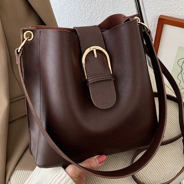 

2021autumn and winter new ladies bags daily shoulder bag soft surface pu handbag casual shopping bags bucket bag c1116