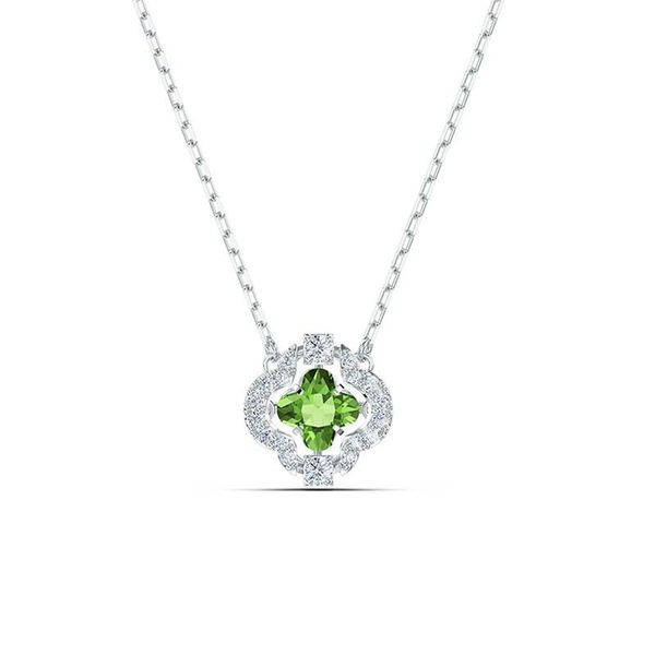 

2020 elegant beating heart-shaped emerald green four-leaf clover necklace crystal pendant pendant, Silver
