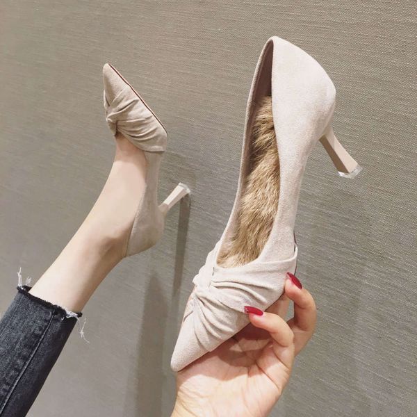 

901-53 new fall / winter 2019 fine single shoes non slip pointed thin heeled girl suede high heels, White;red